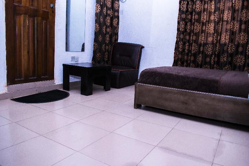 Day By Day Hotel Lagos Exterior foto